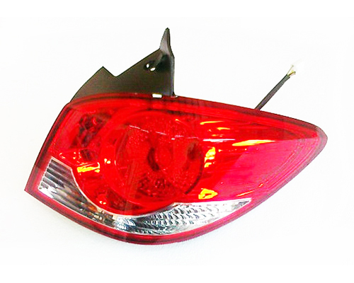 Lampa zespolona tylna prawa zewnętrzna 8155102760 Toyota