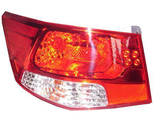 Lampa zespolona tylna lewa zewnętrzna 8156142170 Toyota