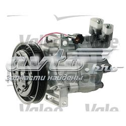 Sprężarka klimatyzacji VALEO 813113 cena, od 119,18 USD
