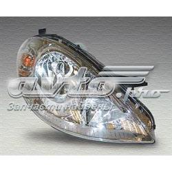  Reflektor prawy Mercedes A 