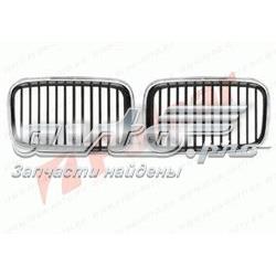 51138122238 BMW Atrapa chłodnicy prawa
