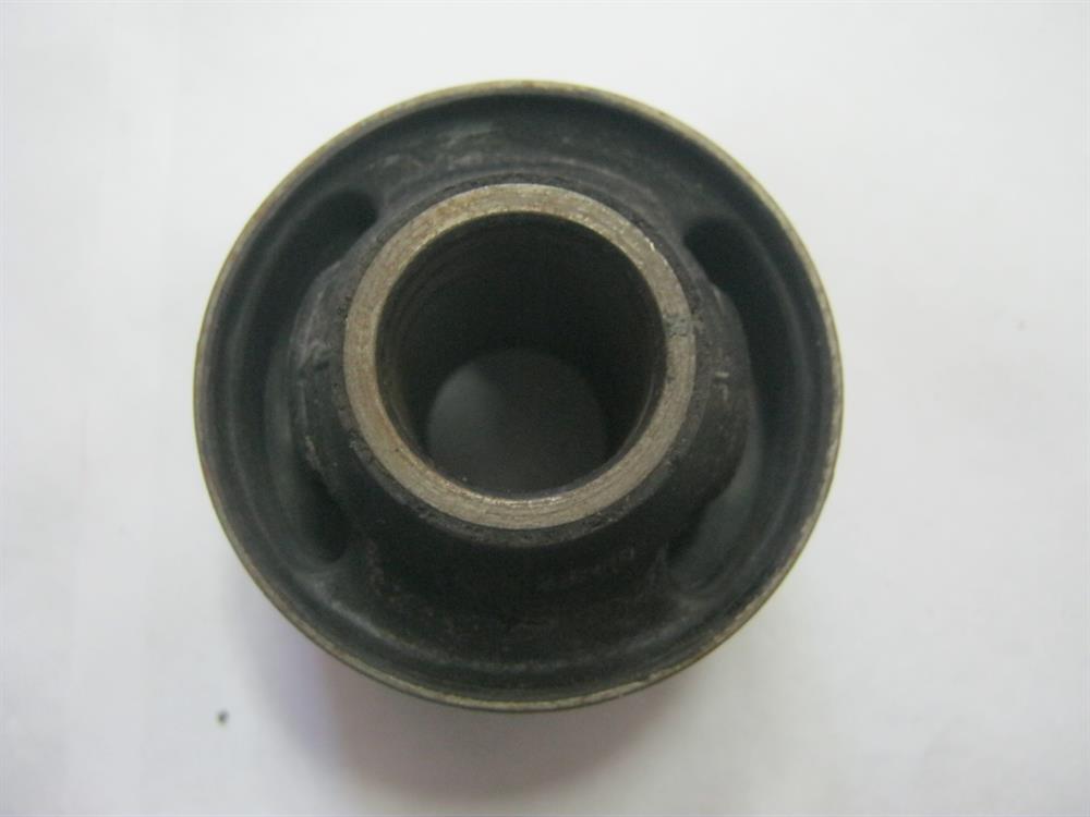 TOBS003 Kautek Silentblock przedniego wahacza dolnego