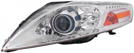 1678010 Ford Reflektor prawy