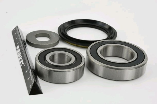 1072135 Ford Łożysko alternatora