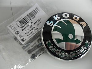 1U0853621 VAG Emblemat na atrapę chłodnicy