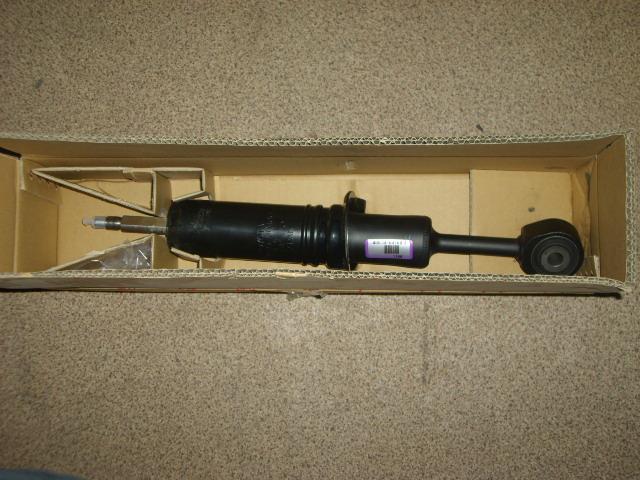 Amortyzator przedni prawy Toyota 4851069355 cena, od 165,60 USD