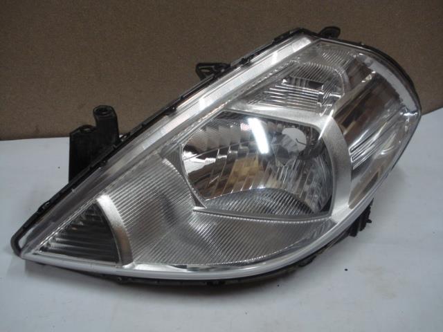 26060EM00A Nissan/Infiniti Reflektor lewy