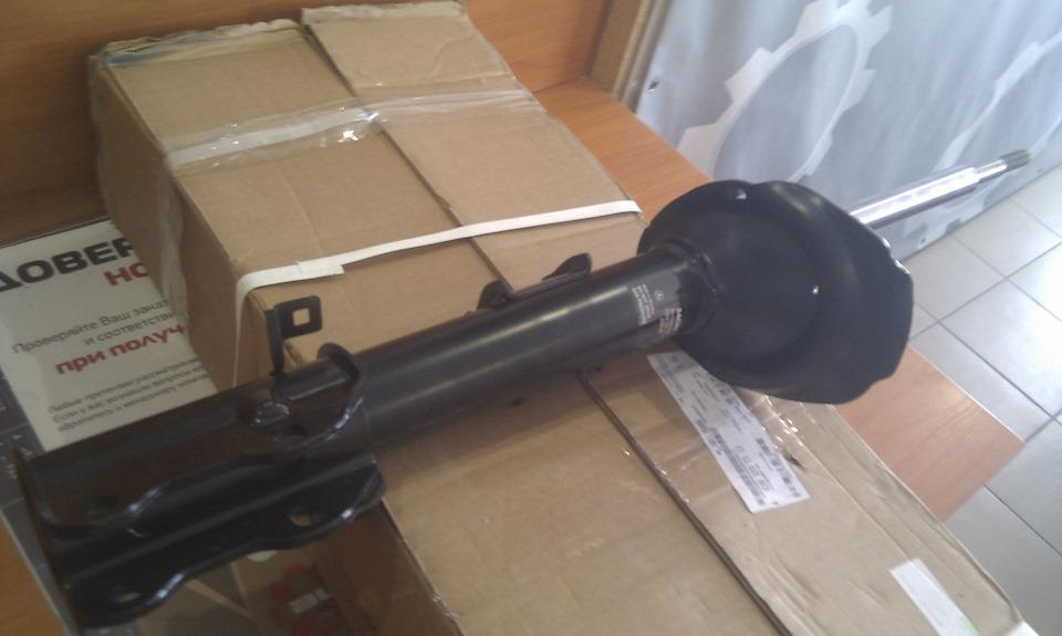 22276704 Bilstein Amortyzator przedni