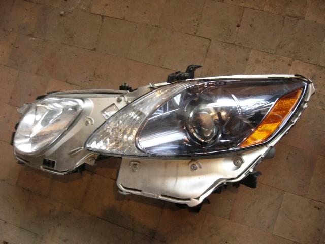 8118530C01 Toyota Reflektor lewy