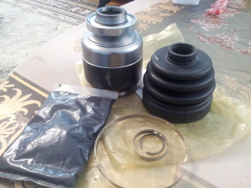 Przegub homokinetyczny wewnętrzny przedni prawy KIA Carnival 3 UVP