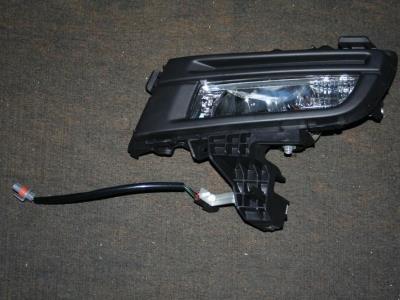 BS4N51690D Mazda Lampa przeciwmgielna lewa