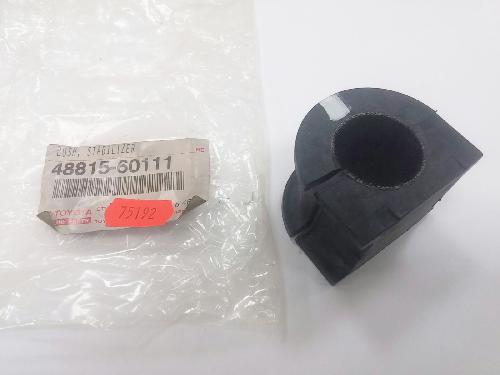 4881530561 Toyota Tuleja stabilizatora przedniego