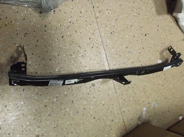 62290BN730 Nissan/Infiniti Wspornik zderzaka przedniego środkowy