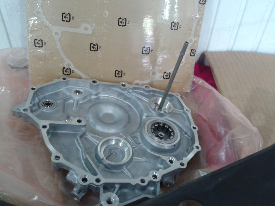 21240RCV010 Honda Pokrywa skrzyni biegów tylna
