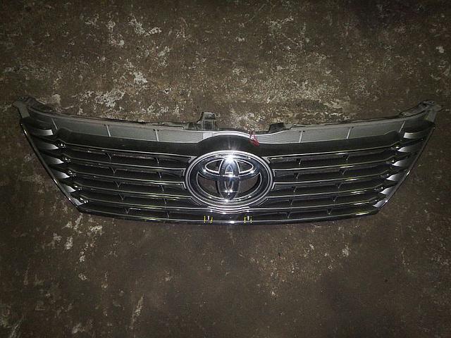 5310133360 Toyota Atrapa chłodnicy
