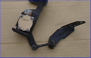 Czujnik poziomowania karoserii tylny prawy Toyota 8940741010 cena, od 42,99 USD