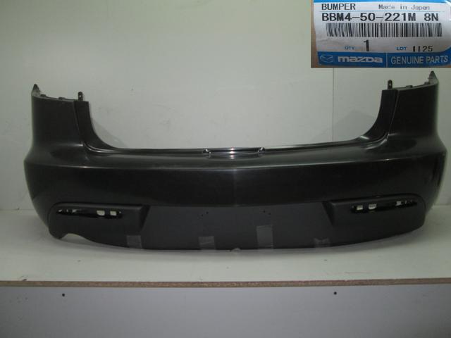 BBM450221M8N Mazda Zderzak tylny