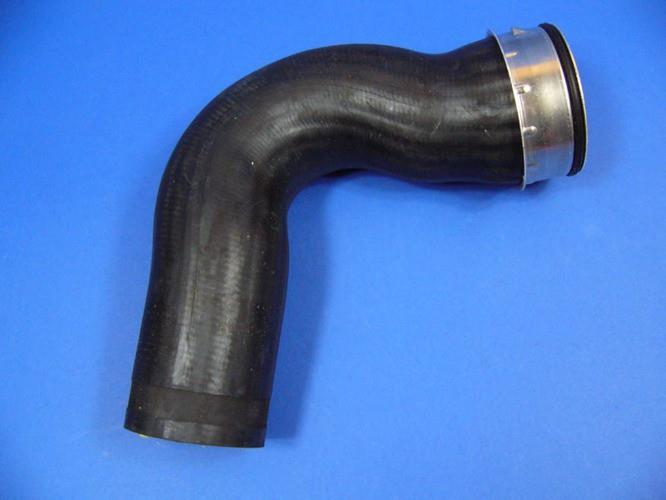Przewód (króciec) intercoolera Mercedes 1635016182 cena, od 42,13 USD
