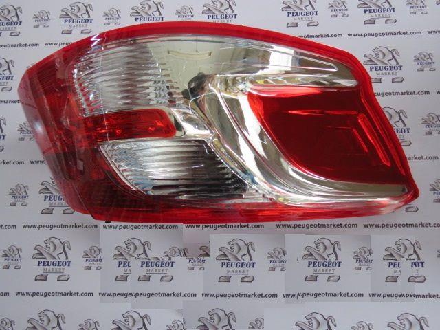 Lampa zespolona tylna prawa Peugeot 301