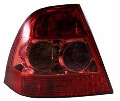 8156102260 Toyota Lampa zespolona tylna lewa