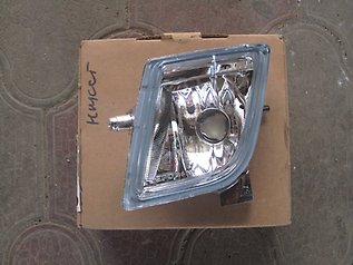 Lampa przeciwmgielna lewa/prawa do Mazda Premacy  CP
