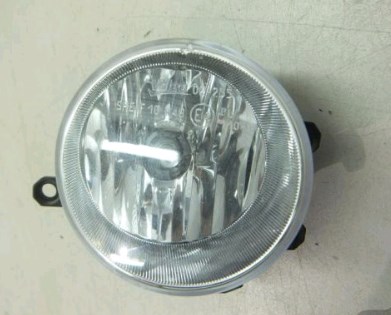 8121002110 Toyota lampa przeciwmgielna prawa