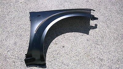 63100EB330 Nissan/Infiniti Błotnik przedni prawy