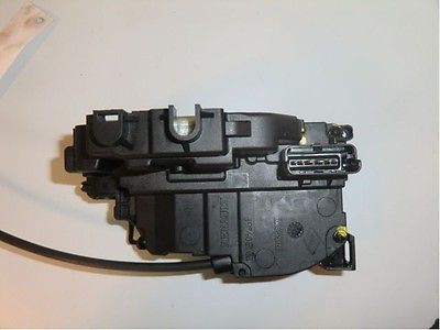 8200497719 Renault (RVI) Zamek drzwi bocznych przesuwnych