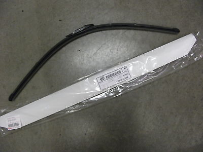 852220C020 Toyota Pióro wycieraczki szyby przedniej kierowcy