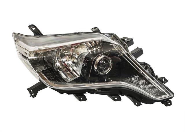 8114560J20 Toyota Reflektor prawy
