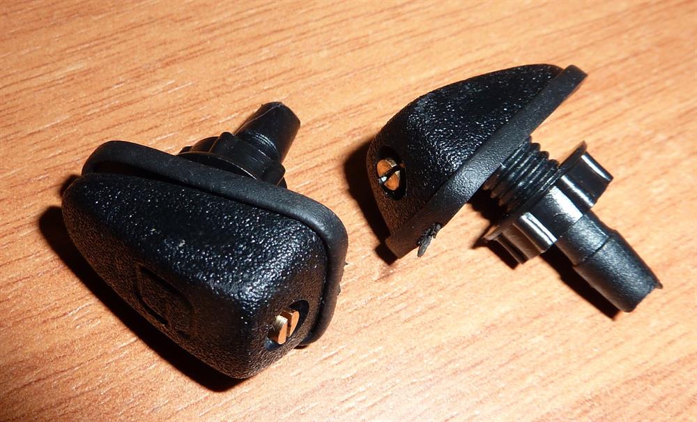 289308338R Renault (RVI) Dysza spryskiwacza szyby przedniej
