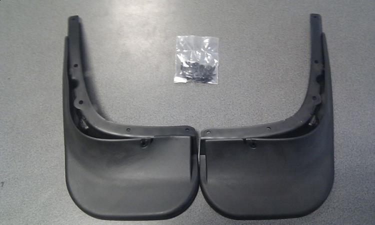 Chlapacze tylne, komplet do Volkswagen Touran II 1T3