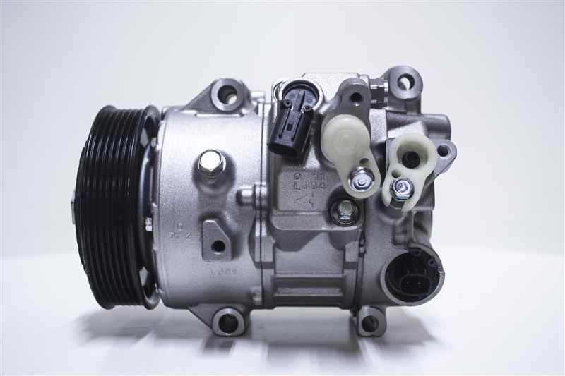 Sprężarka klimatyzacji Toyota 8831042333 cena, od 369,88 USD