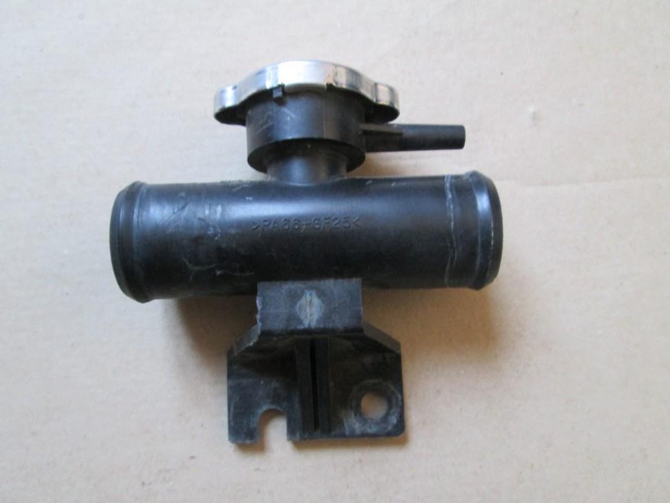 Pokrywa (korek) chłodnicy Mitsubishi 1350A043 cena, od 19,35 USD