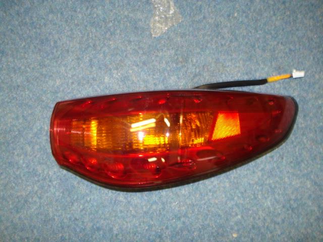 265501CH0A Nissan/Infiniti Lampa zespolona tylna prawa zewnętrzna