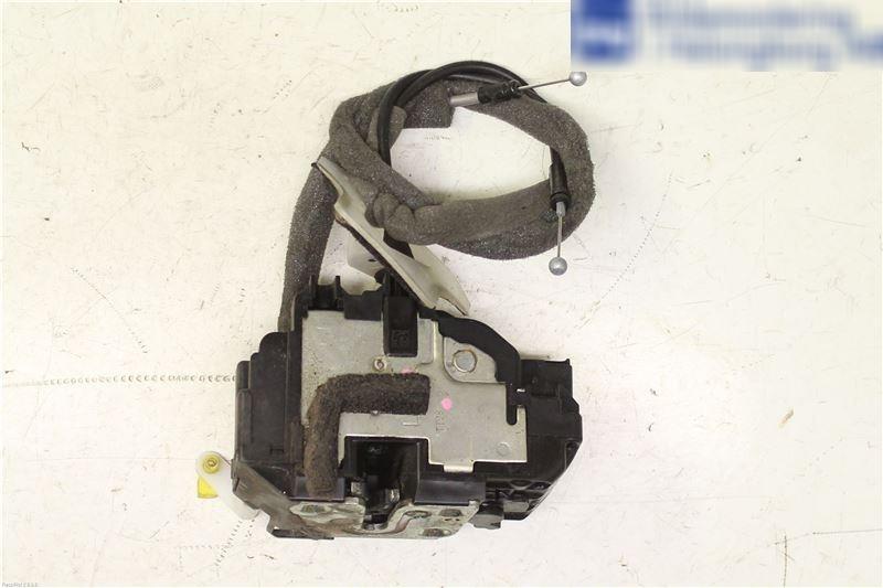 Zamek drzwi przednich lewych do Nissan Qashqai I J10