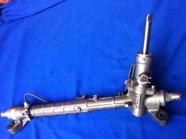 BP6L32110 Mazda Listwa kierownicza (maglownica)