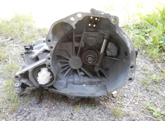 Mechaniczna skrzynia biegów w komplecie do Nissan Almera CLASSIC B10RS