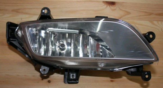 Lampa przeciwmgielna prawa Hyundai H-1 STAREX Starex (TQ)