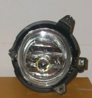 Lampa przeciwmgielna prawa Ssang Yong 8320221001 cena, od 56,18 USD