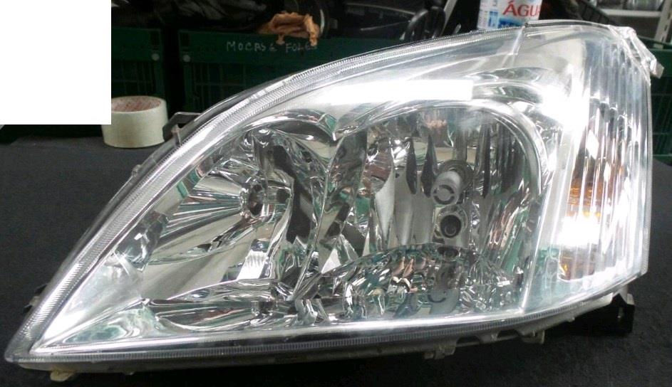 8117013300 Toyota Reflektor lewy
