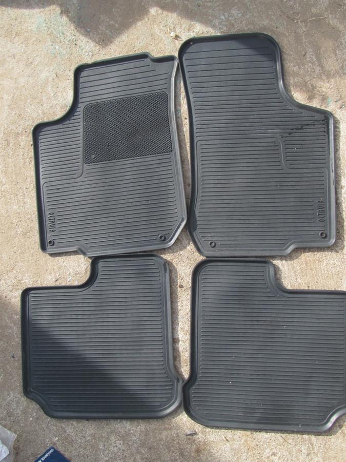 Dywaniki przód+tył, komplet VAG DCC300003 cena, od 207,28 USD