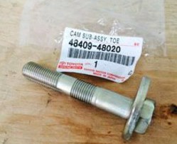 484090E010 Toyota Śruba regulacji tylnego wahacza (dla zbieżności), wewnętrzny