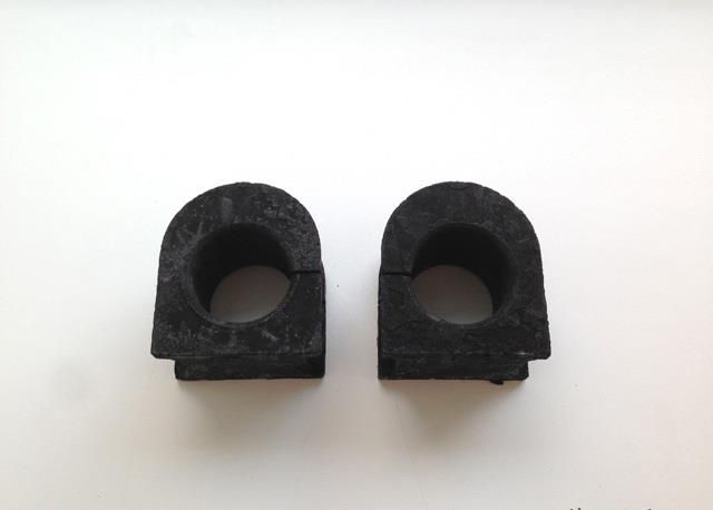 Tuleja stabilizatora przedniego Cadillac Escalade 3 GMT 900