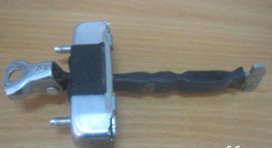 6861012200 Toyota Ogranicznik drzwi przedni