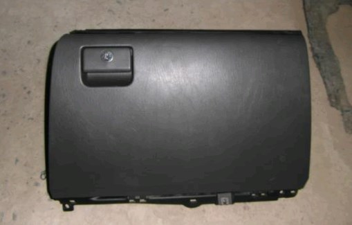 5550160180B0 Toyota Klapa schowku