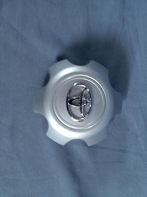 4260B60180 Toyota Kołpak do obręczy koła