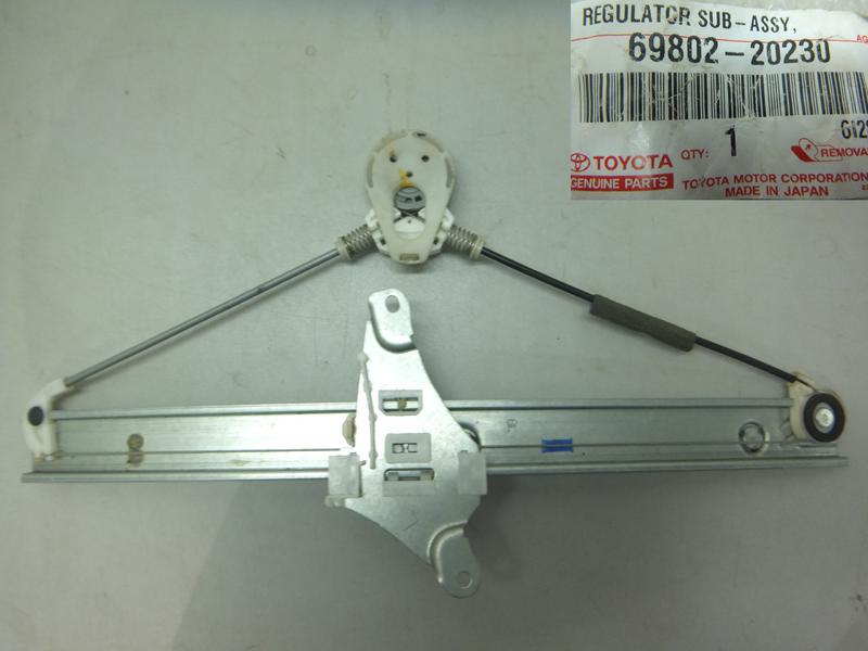 6980220230 Toyota Mechanizm podnoszenia szyby drzwi przednich lewych