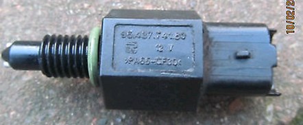 9643774180 Fiat/Alfa/Lancia Czujnik ciśnienia paliwa