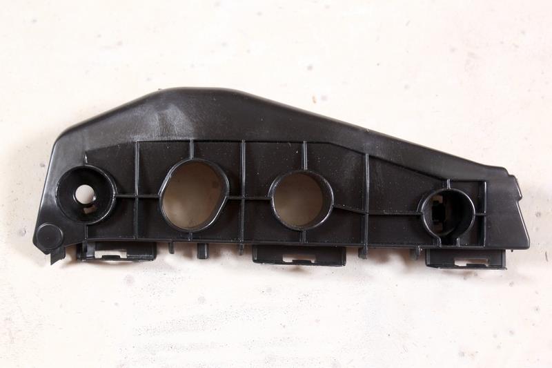 5211512460 Toyota Wspornik zderzaka przedniego prawy